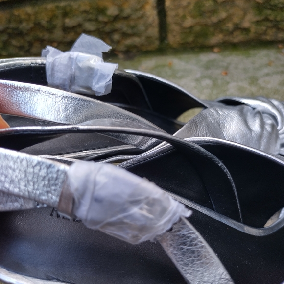 Rebecca Minkoff open toe sandal with round block heel. - Picture 7 of 9